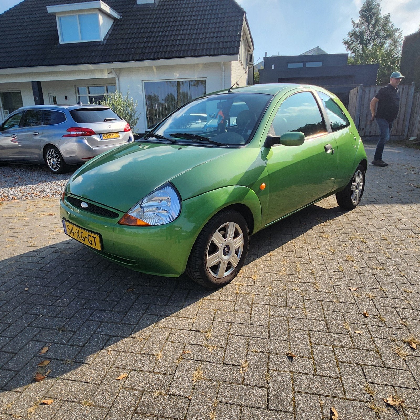 ford ka special edition  vol leer 109.000 klmtr, Voorwielaandrijving, Ka, Leder, Overige kleuren