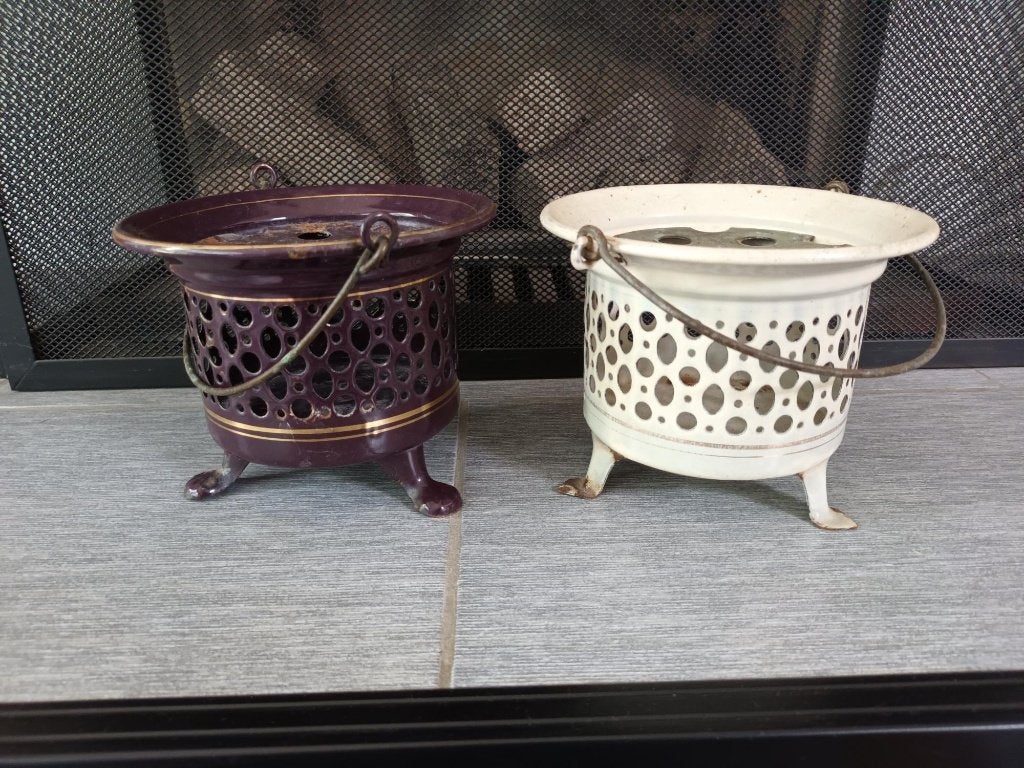 2 verschillende vintage emaille stoofjes, komfoortje, Ophalen of Verzenden