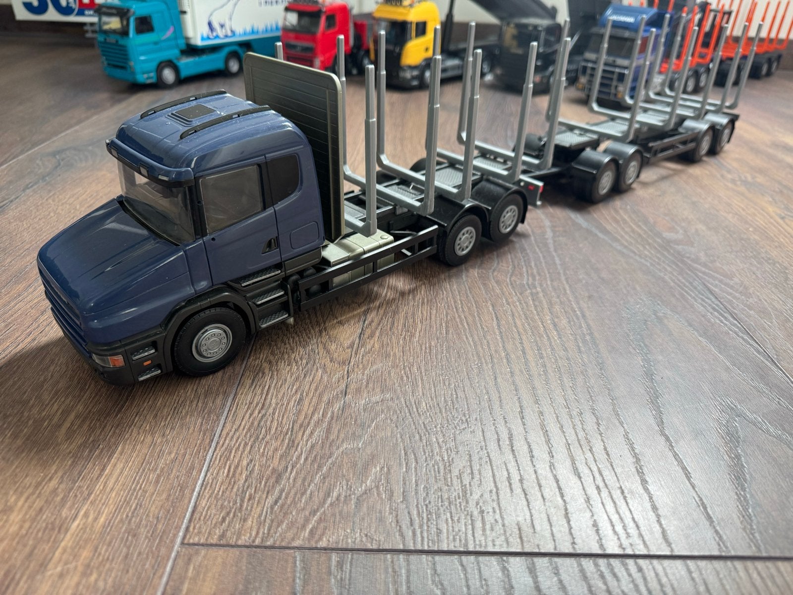 Emek Scania T 530 Speelgoed Vrachtwagen met Oplegger, Overige merken, Gebruikt, Groter dan 1:32, Ophalen of Verzenden