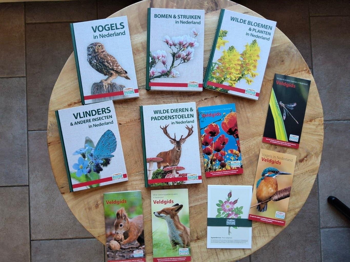 Compl. Natuurgidsen Nederland incl.veldgidsen - Postcode Lot, Ophalen of Verzenden, Nieuw, Natuur algemeen, Diverse auteurs