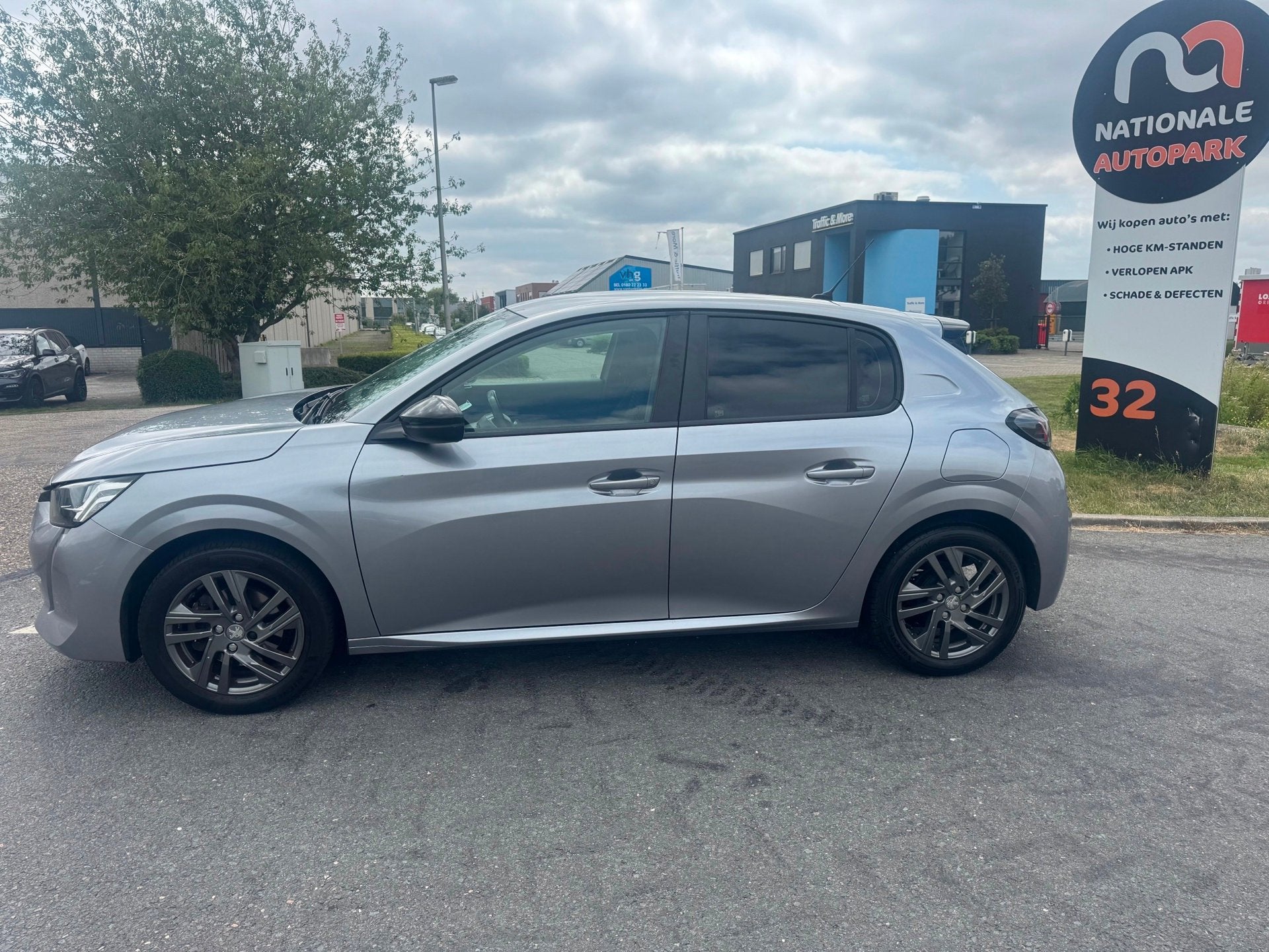 Peugeot 208 | 2022 | 1.2 PureTech Active Pack | roetfilter s, Auto's, Voorwielaandrijving, 101 pk, Gebruikt, Euro 6