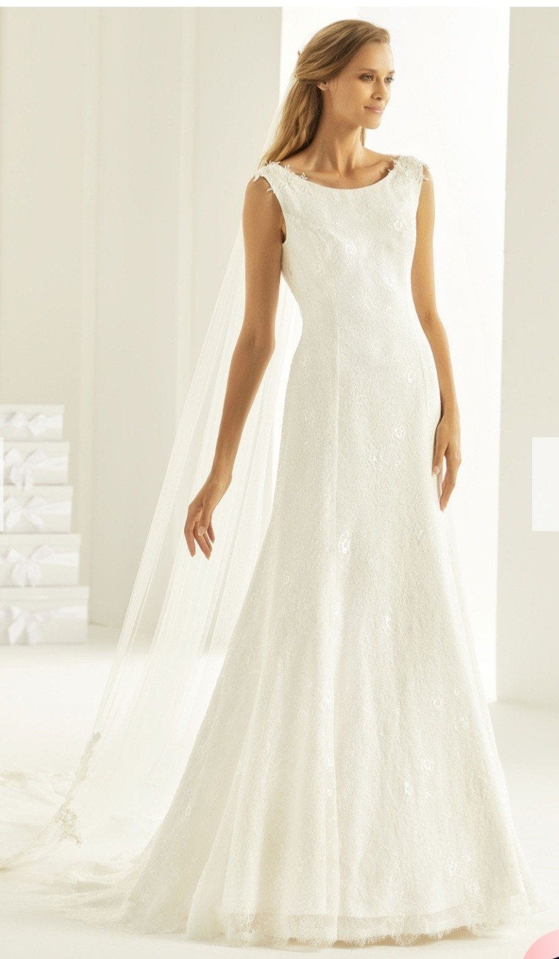 SALE nieuwe Bianco evento trouwjurk aansluitend maat 38 40, Ophalen of Verzenden, Nieuw, Wit, Trouwjurk