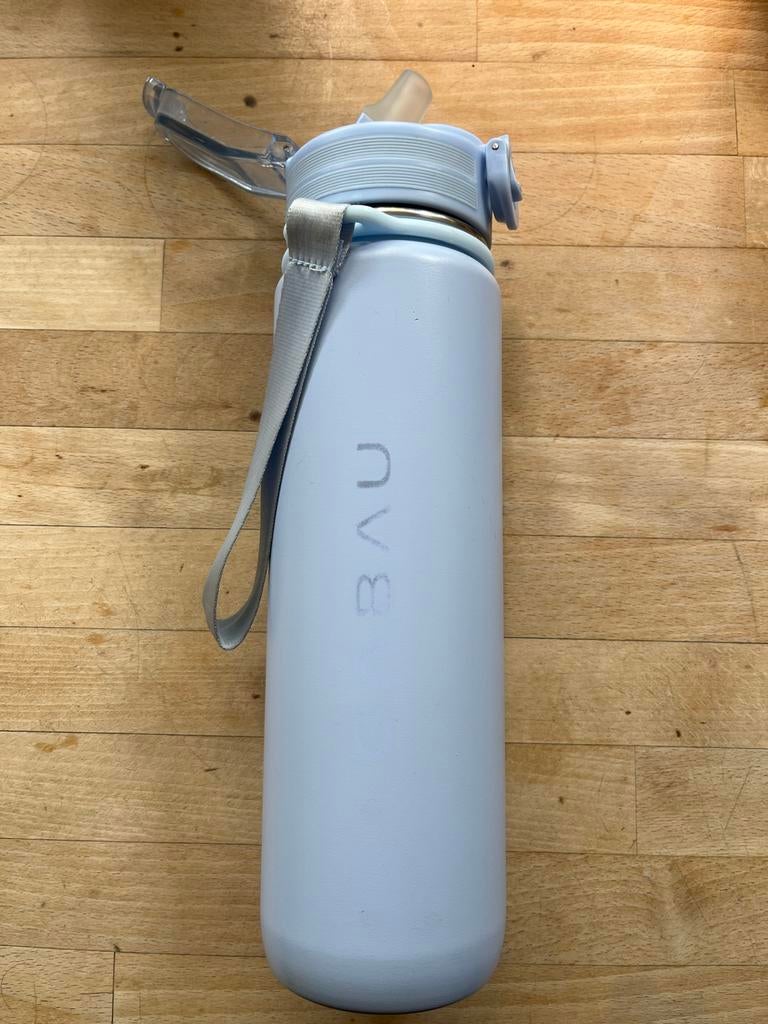 Mooie blauwe Bloom bottle stainless steel van Cabau te koop, Ophalen of Verzenden, Zo goed als nieuw