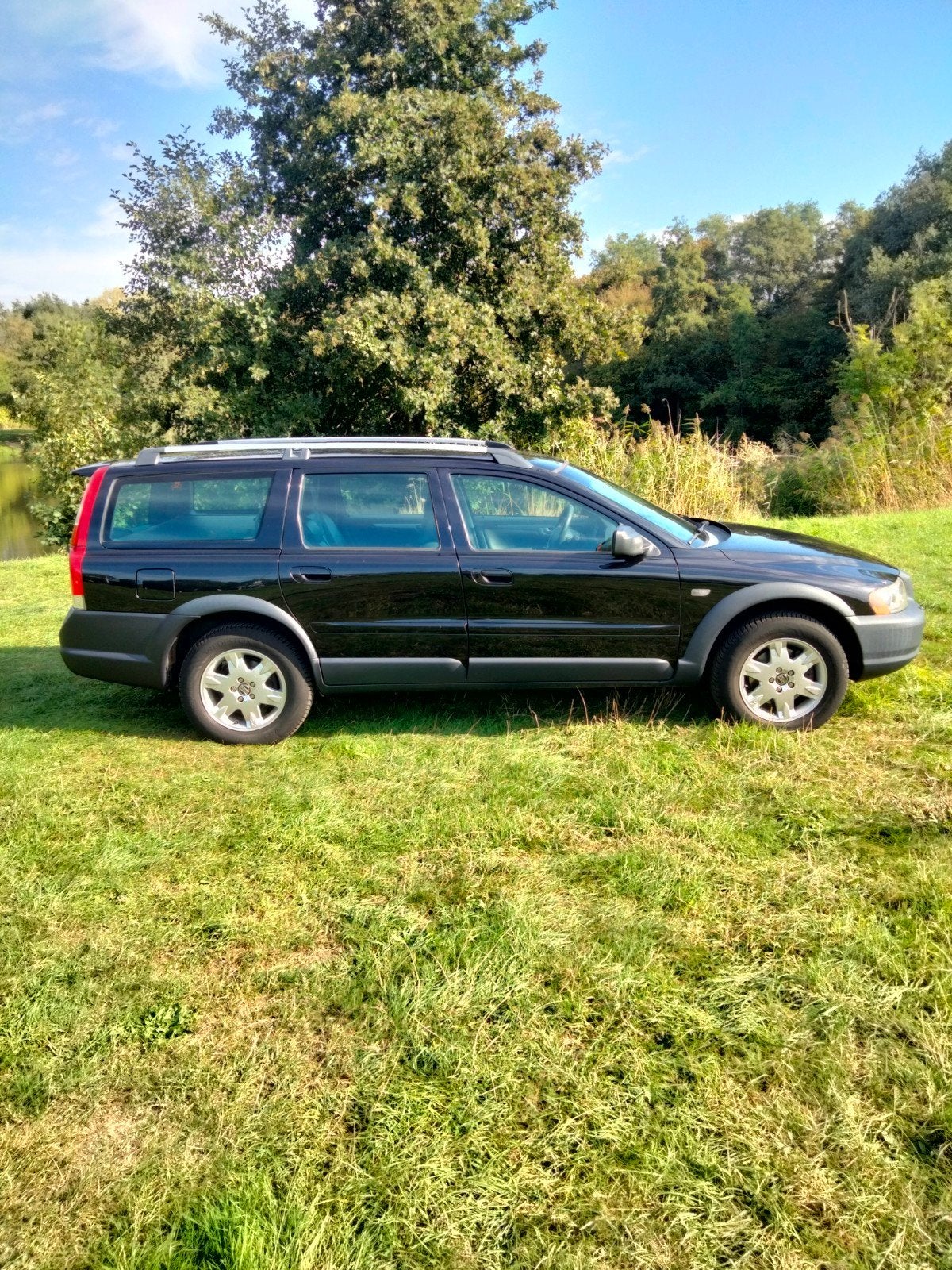 Volvo XC70 2.5T AWD met afneembare trekhaak en 245 pk, Ophalen of Verzenden, Gebruikt