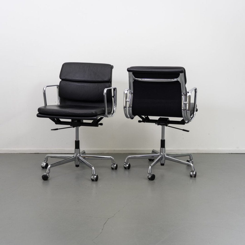 Vitra Eames EA 217 Bureaustoel Zwart Leer - Chroom, Niet ingevuld, Zo goed als nieuw, Niet ingevuld, Niet ingevuld