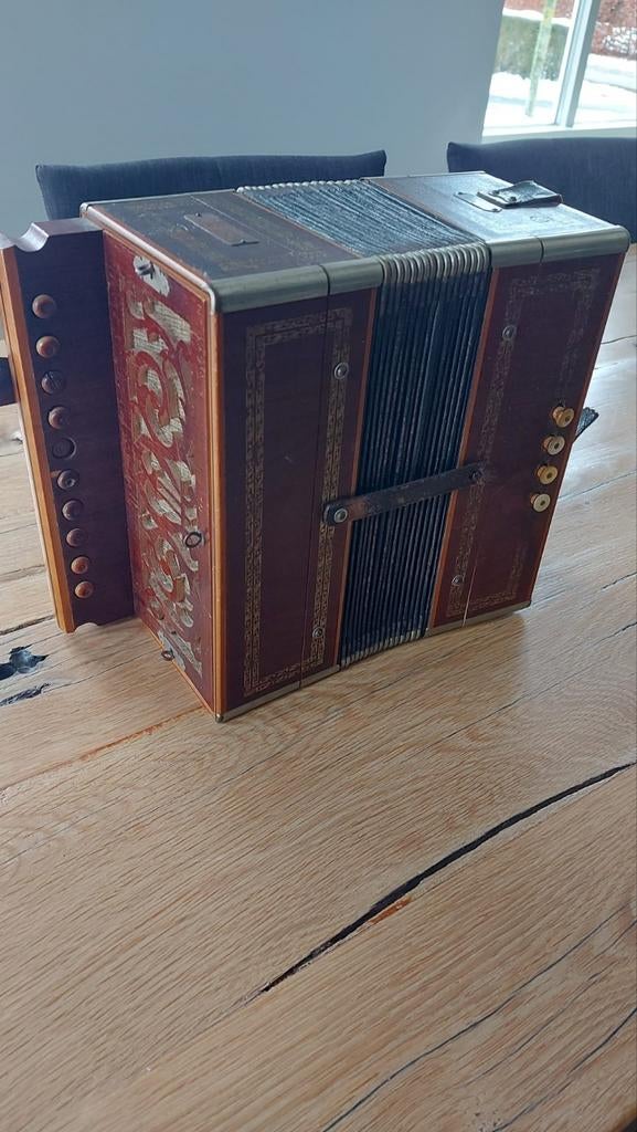 Accordeon HOHNER, Ophalen, Hohner