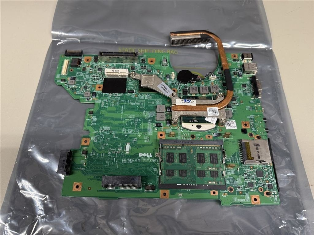 Dell Latitude E5510 moederbord 0GY40F i3-380m, 2x2GB ram, Ophalen of Verzenden, Zo goed als nieuw, Overige typen