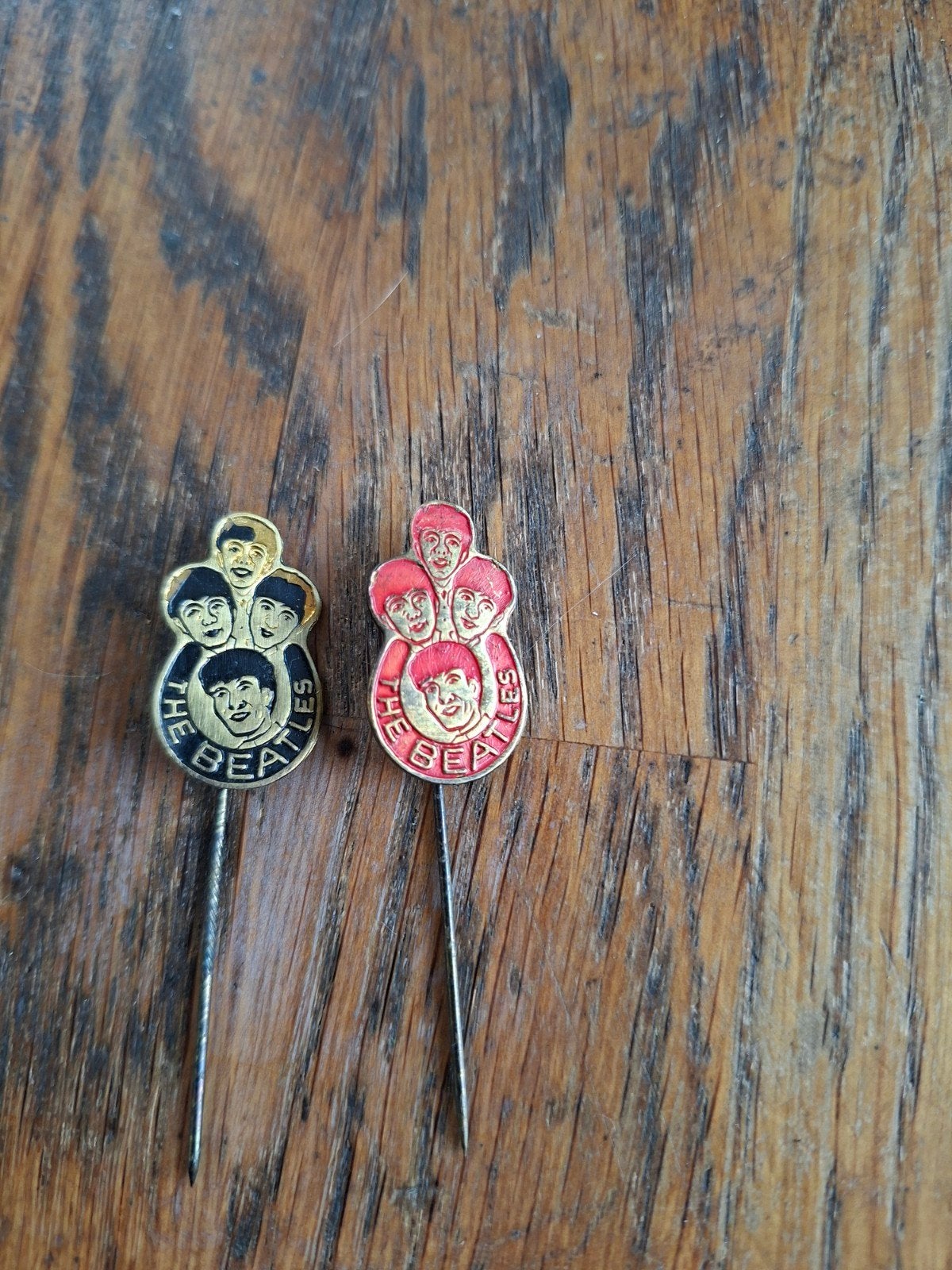speldjes van de Beatles, Verzamelen, Ophalen, Gebruikt, Figuurtje, Speldje of Pin