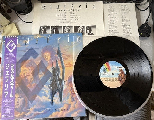 Giuffria - Silk & Steel japan promo lp, LP, Gebruikt, Ophalen of Verzenden, Hardrock