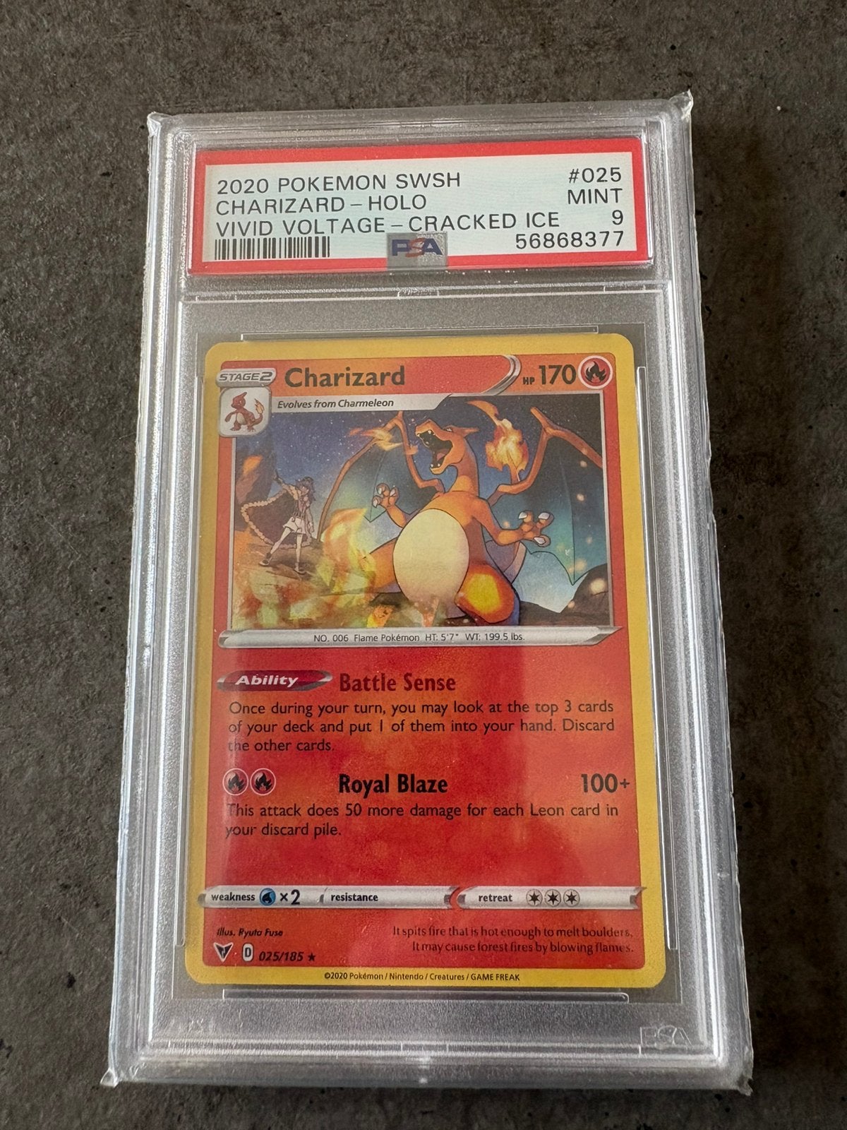 Charizard (VIV 25 Cracked Ice) PSA 9, Ophalen of Verzenden, Zo goed als nieuw