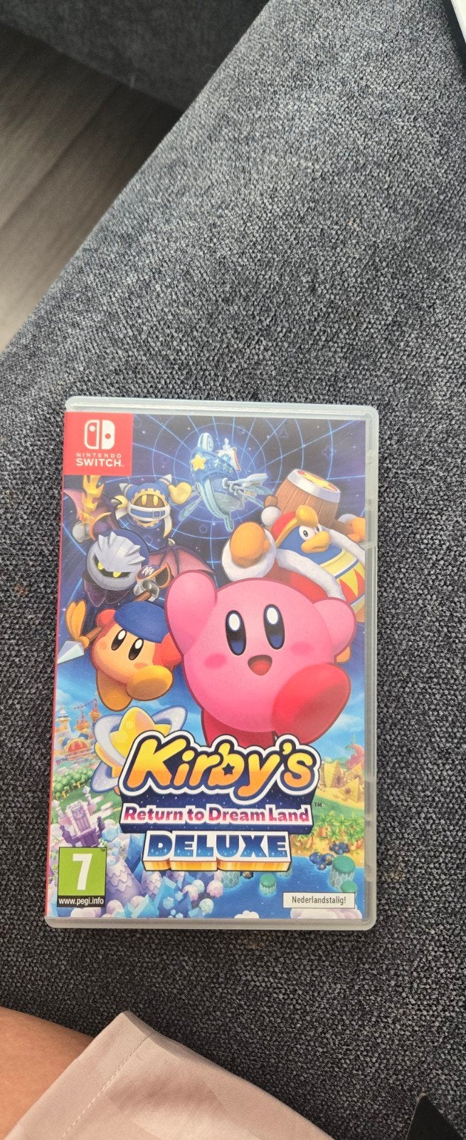 Kirby's Return to Dream Land Deluxe - Nintendo Switch, Spelcomputers en Games, Eén computer, Ophalen of Verzenden, Zo goed als nieuw