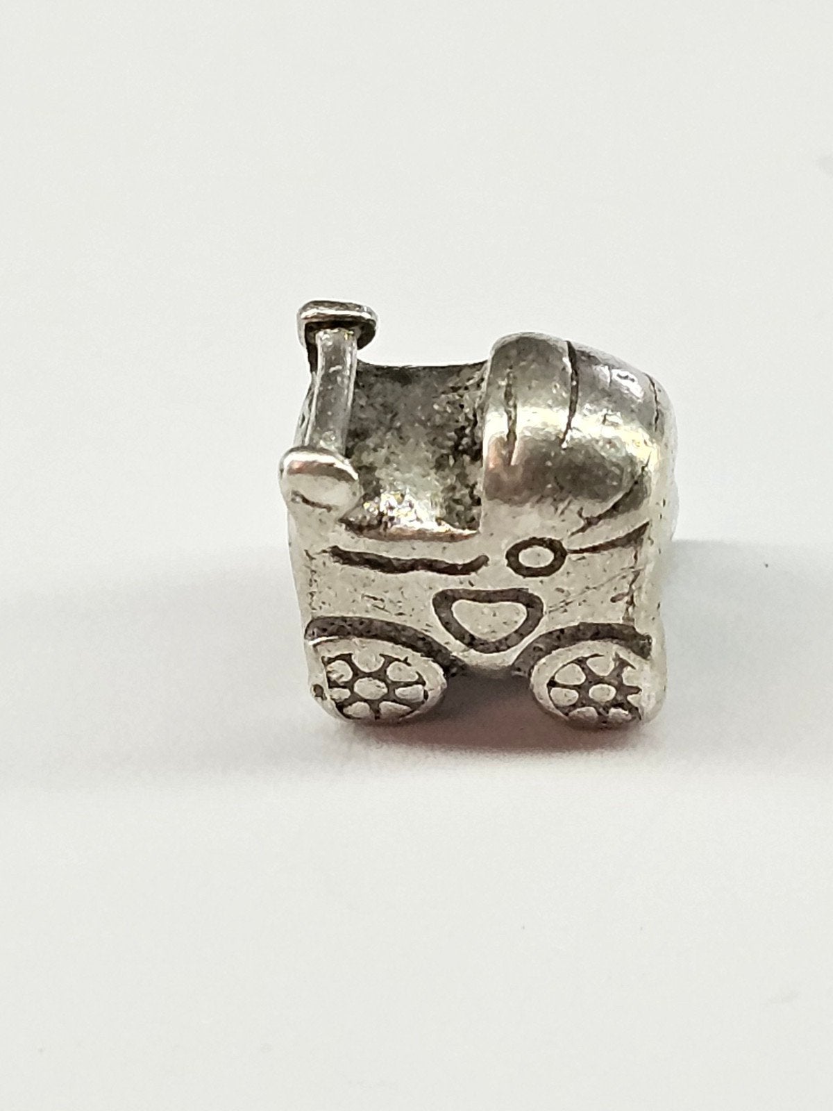 Zilveren Pandora bedel Kinderwagen
Zilverkeur 925 ale
Prijs, Verzenden, ., Pandora, Zo goed als nieuw