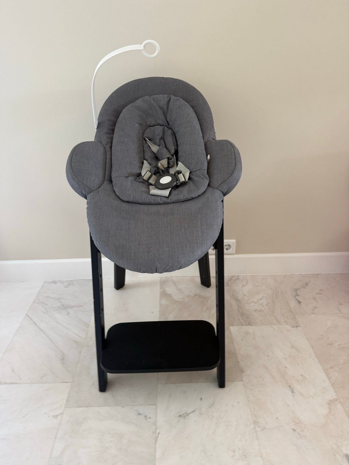 Stokke Steps meegroei stoel met alle onderdelen, Kinderen en Baby's, Kinderstoelen, Ophalen, Gebruikt, Meegroeistoel, Aanschuifbaar