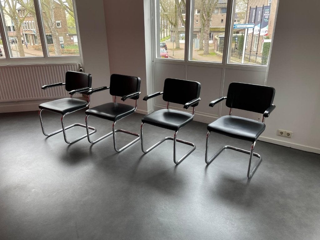 Thonet stoel S64 PV armleuningstoel zwart leer, Huis en Inrichting, Ophalen, Gebruikt, Zwart, Leer