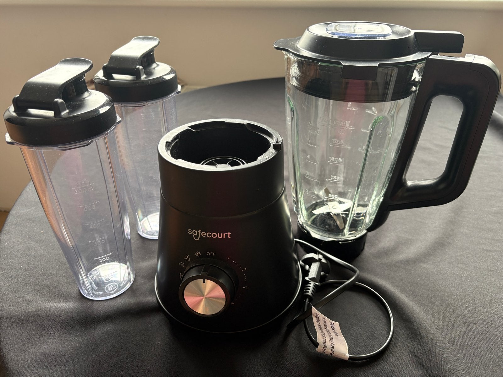 SafeCourt Blender met glazen kan en 2 to-go bekers, Ophalen, Gebruikt, Blender