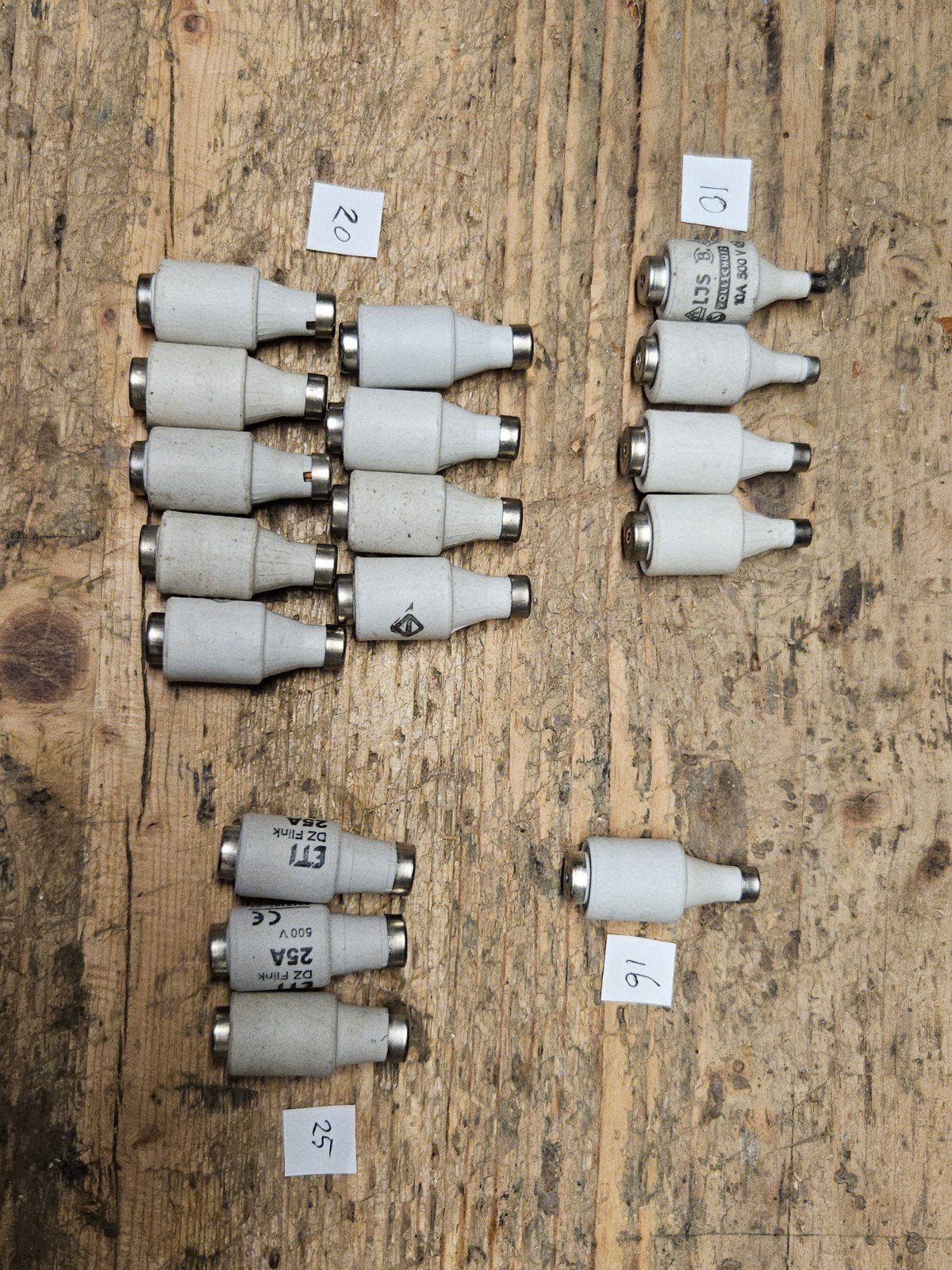 17 Smeltpatronen 10A, 16A, 20A, 25A, Ophalen of Verzenden, Gebruikt, Overige typen