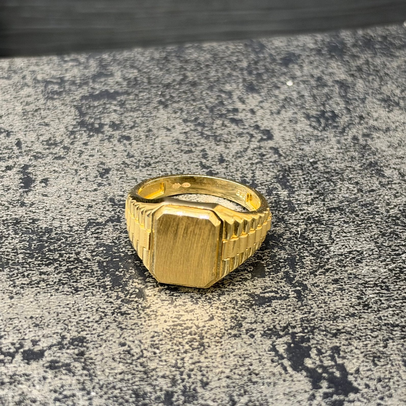 14 karaat gouden ring rolex model zegelring, Sieraden, Tassen en Uiterlijk, Ophalen of Verzenden, Nieuw, Goud, Heer