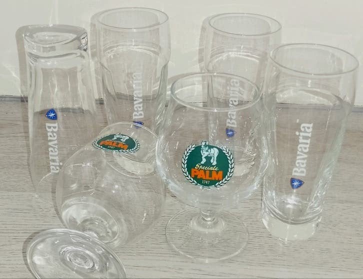 TEAB SET BIERGLAZEN 6 stuks diverse (Bavaria, Palm), Verzamelen, Ophalen of Verzenden, Gebruikt, Glas of Glazen, Palm