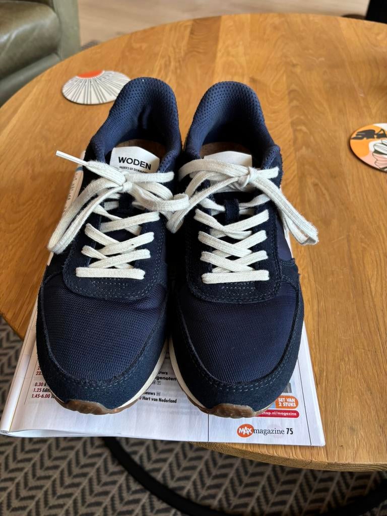 Woden sneakers mt 38 donkerblauw., Ophalen of Verzenden, Zo goed als nieuw, Blauw, Sneakers of Gympen