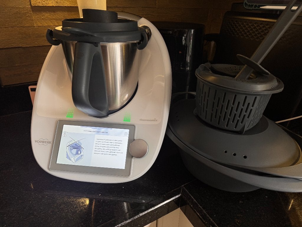 Vorwerk Thermomix TM6 – compleet met accessoires, Witgoed en Apparatuur, Keukenmixers, 1 tot 2 liter, Ophalen of Verzenden, Zo goed als nieuw