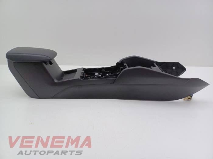 Middenconsoles van een Ford Focus, Gebruikt, -, -, Ophalen of Verzenden