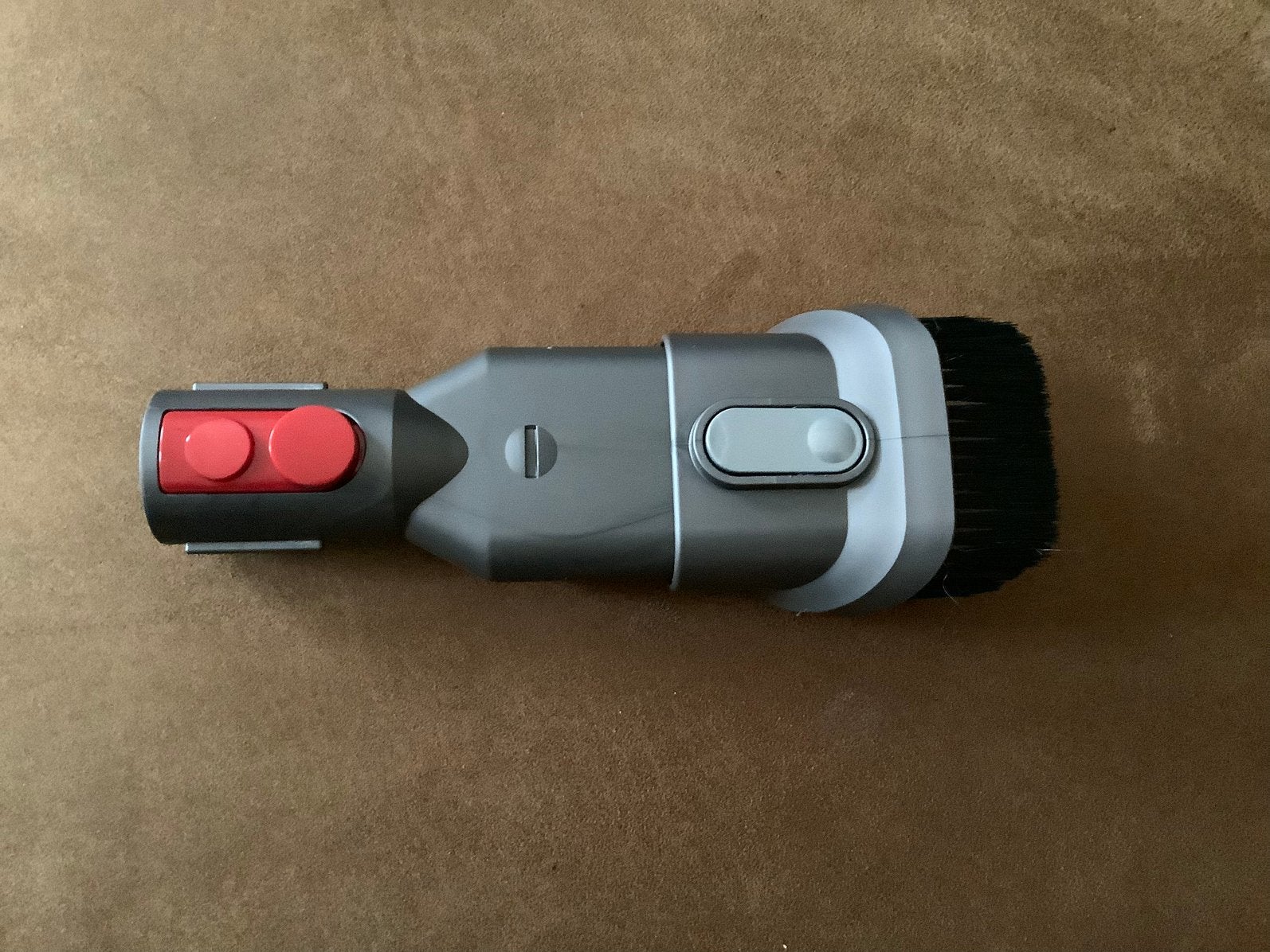Dyso V11 Quickrelease combi borstel gevoelige oppervlakten, Ophalen, Nieuw, Dyson, Reservoir
