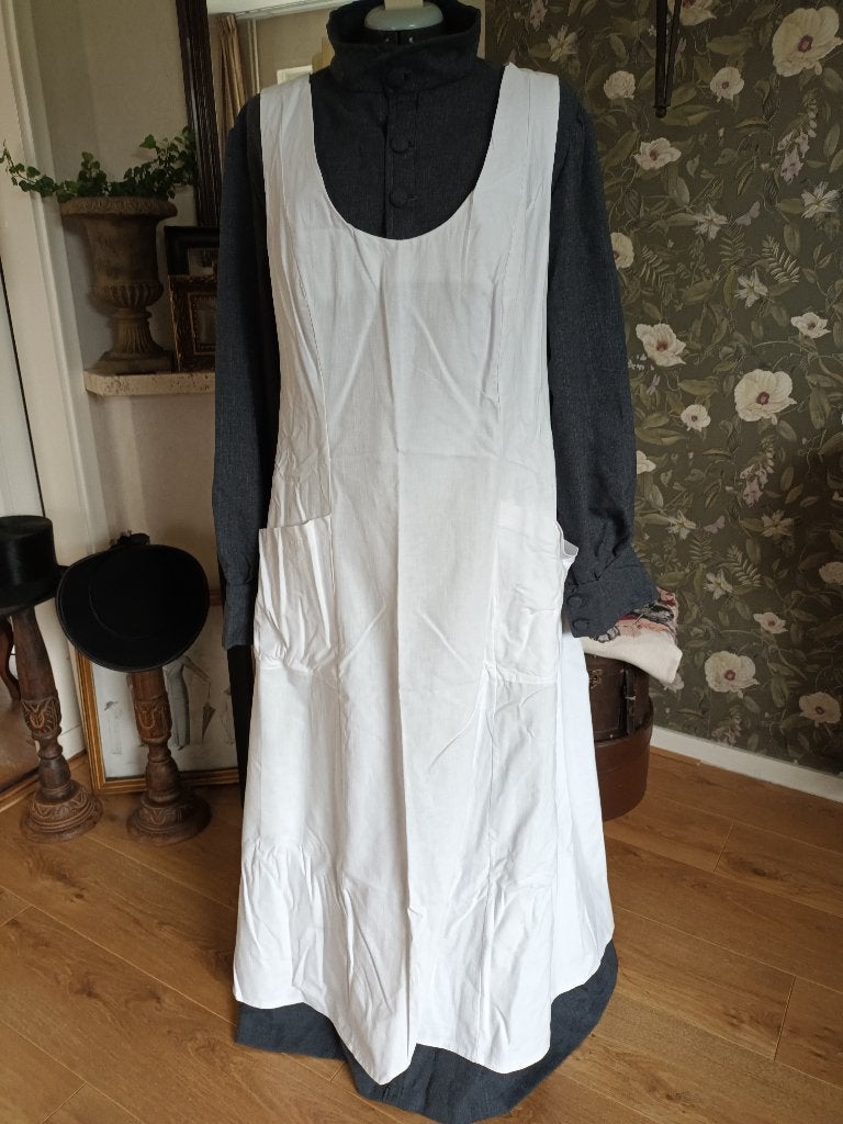 Charls dickens bediende kleding halloween, Kleding | Dames, Zelfgemaakt, Maat 42/44 (L), Nieuw, Ophalen of Verzenden