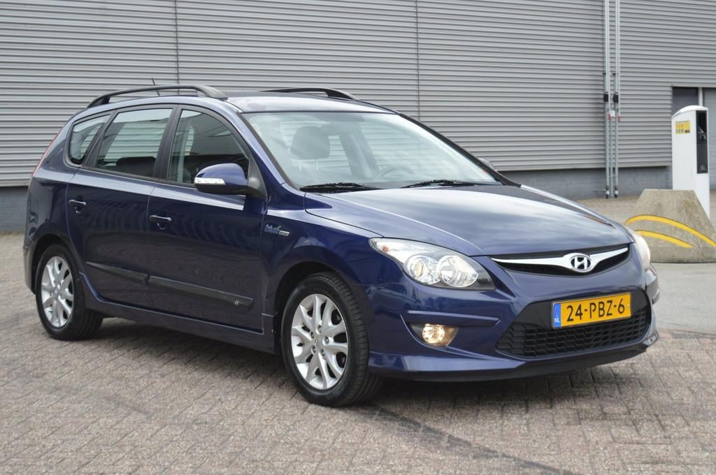 Hyundai I30 CW 1.6i i-Motion Business bj11 airco elec pak, Euro 5, Stof, Gebruikt, 4 cilinders