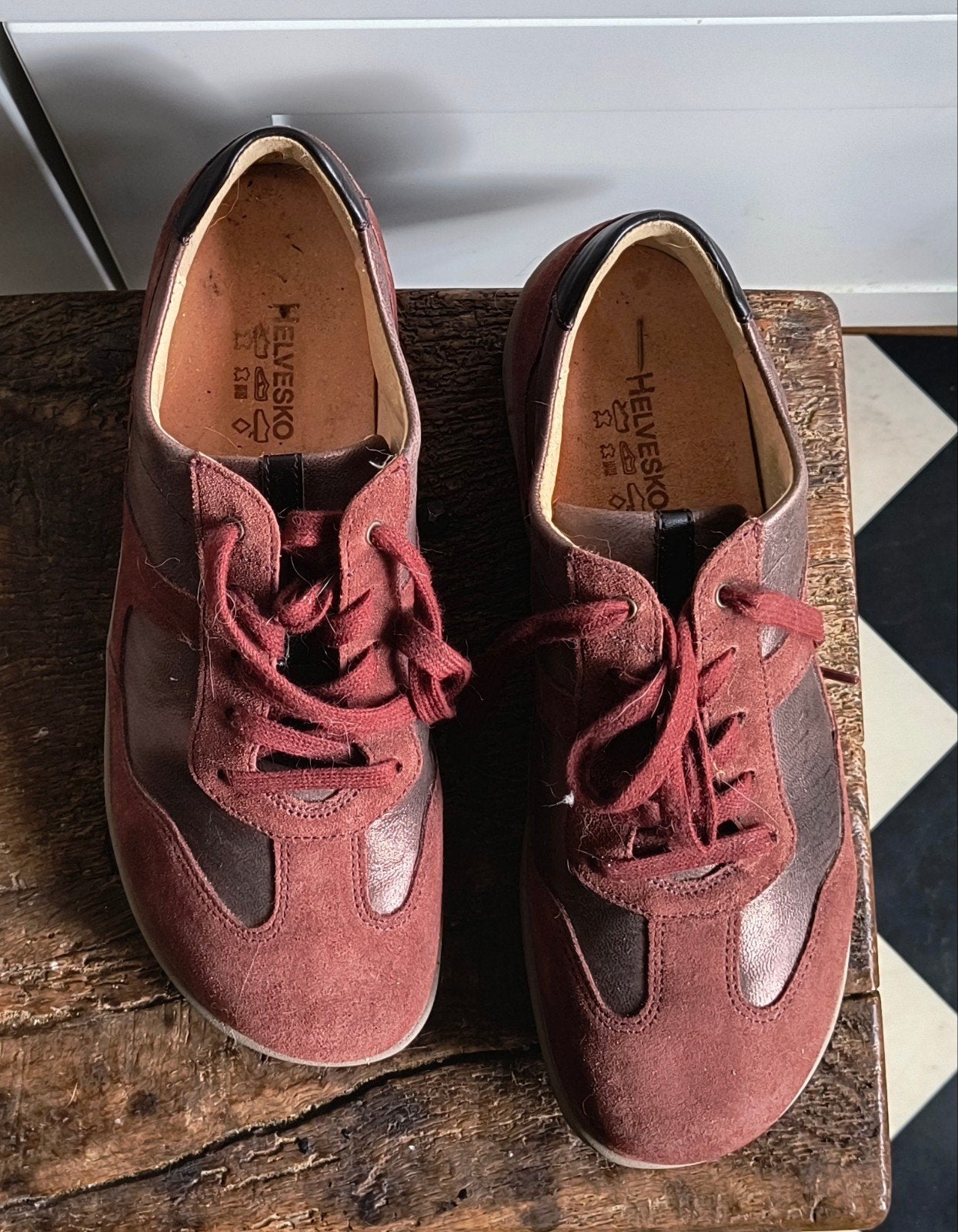 helvesko schoenen maat 40 in nieuwstaat, Helvesko, Ophalen of Verzenden, Sneakers of Gympen, Zo goed als nieuw