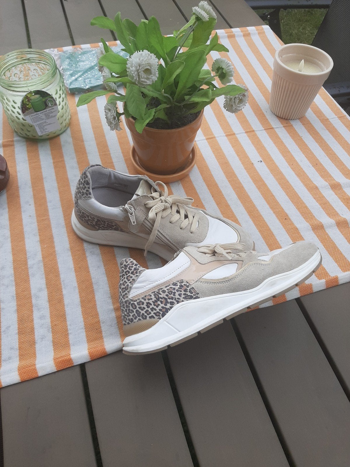 Loopschoenen/ gympen wandelschoen Gattino 39/40, Ophalen of Verzenden, Wandelschoenen