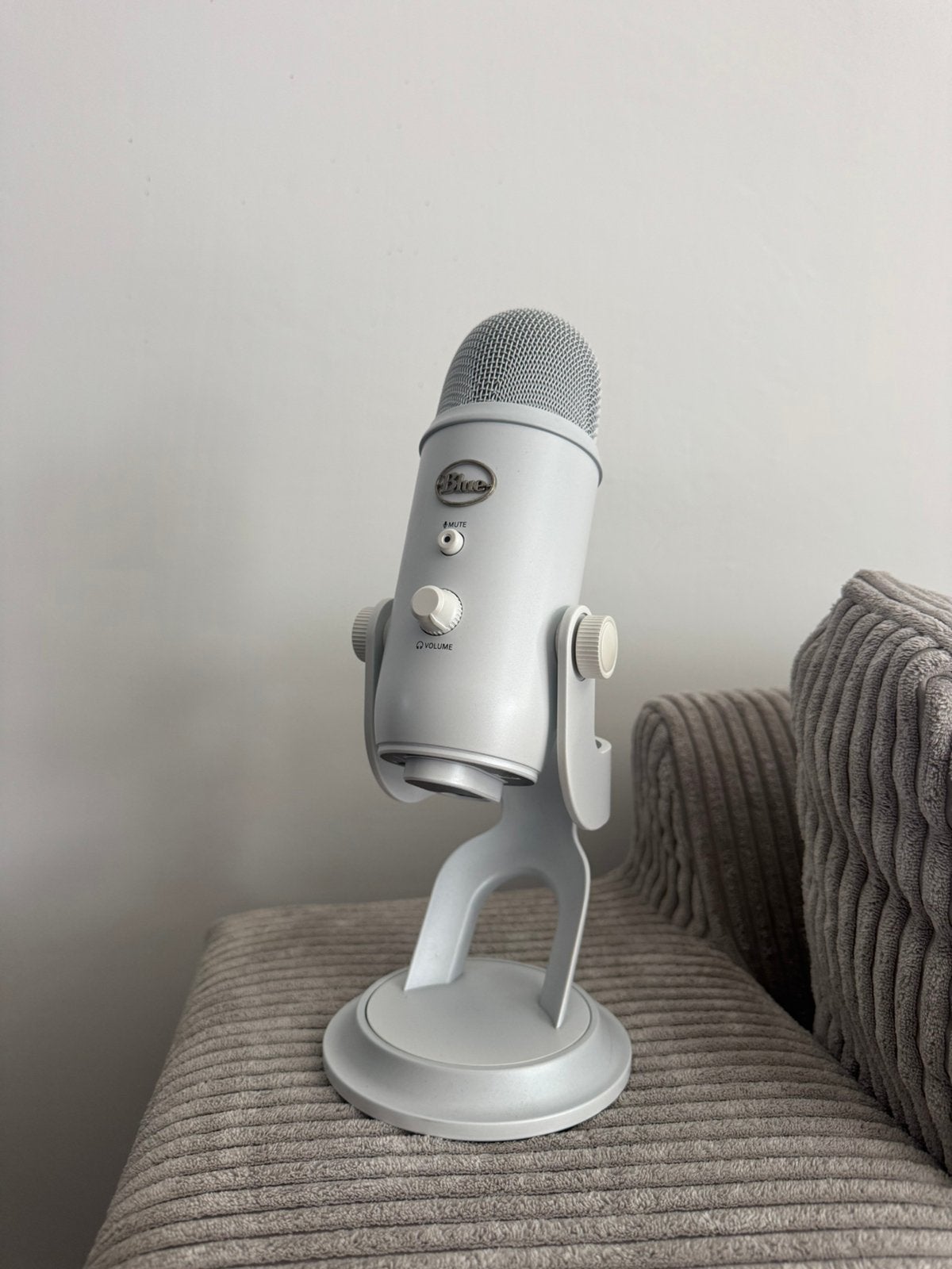 Blue Yeti USB Microfoon wit - Zo goed als nieuw, Ophalen, Zo goed als nieuw, Studiomicrofoon