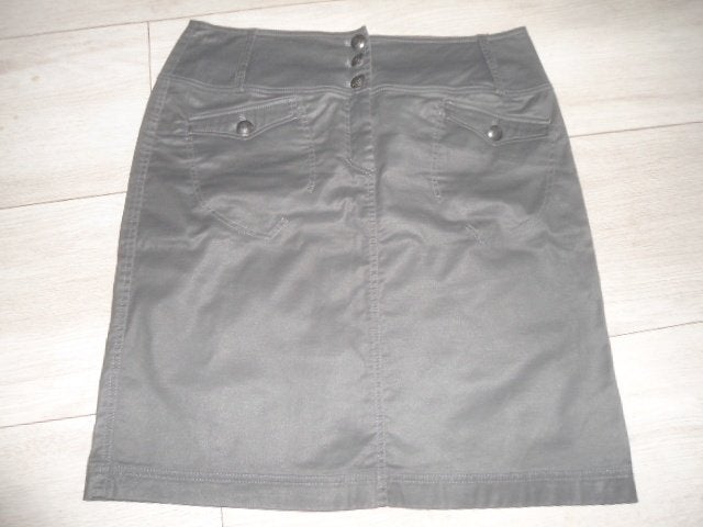 NIEUWSTAAT! La Ligna; Mooi rokje - coated; maat 42, Kleding | Dames, Maat 42/44 (L), Ophalen of Verzenden, Zo goed als nieuw, Grijs