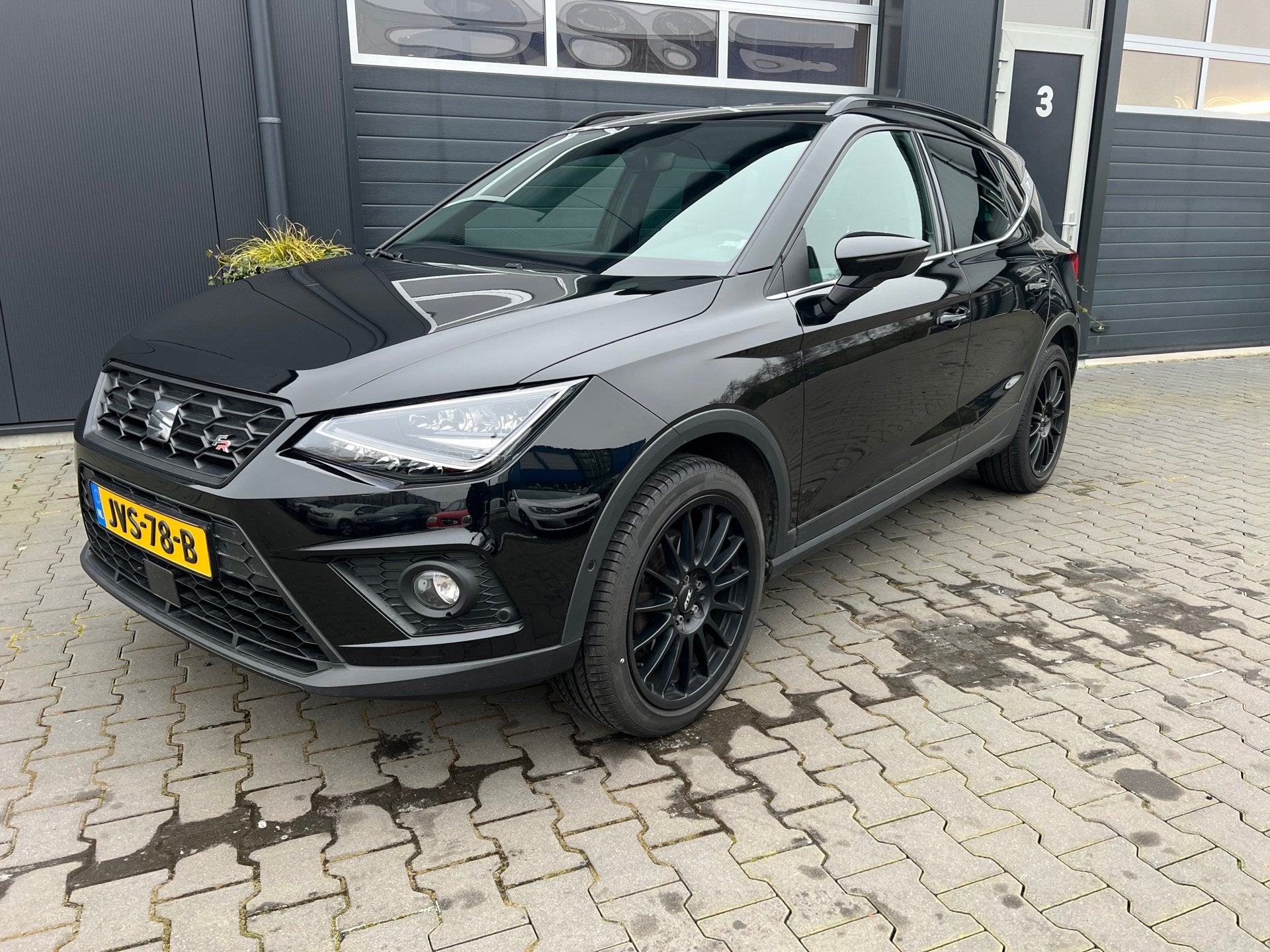 Seat ARONA 1.0 TSI FR Business Intense, Auto's, Seat, Stof, Gebruikt, Zwart, Bedrijf