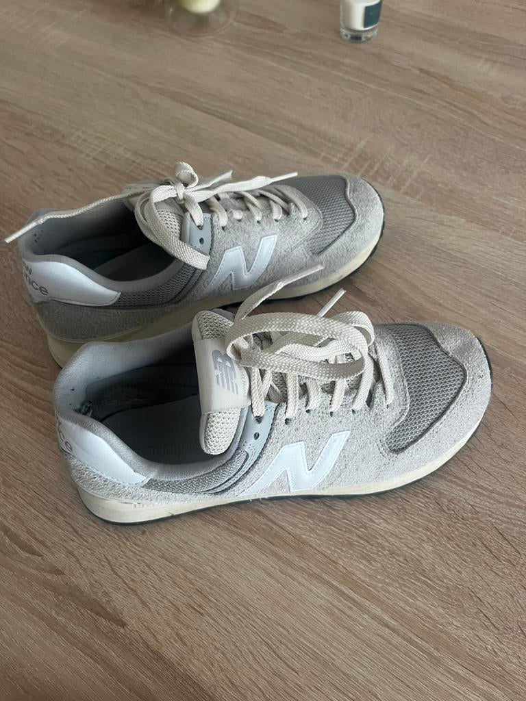 Dames sneakers 39.5 - New Balance, Ophalen of Verzenden, Sneakers of Gympen, Grijs, Gedragen