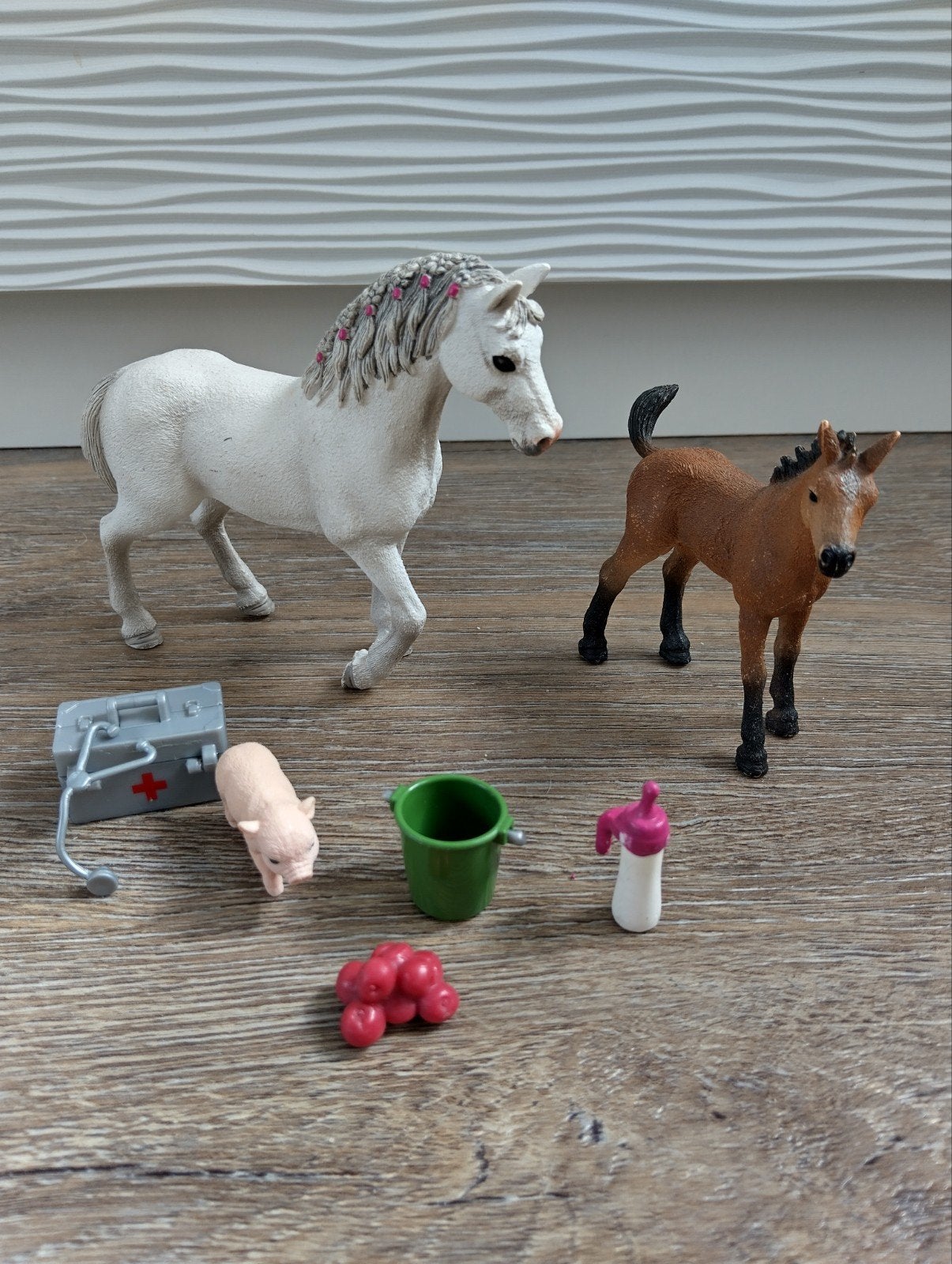 Schleich FARM WORLD - Merrie en veulen (zonder arts), Ophalen of Verzenden, Gebruikt, Jongen of Meisje