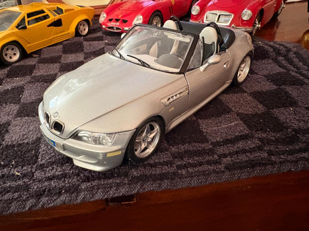 BMW.  lll. M.  Roadster.  1996.    Burago, Ophalen of Verzenden, Zo goed als nieuw, Bburago