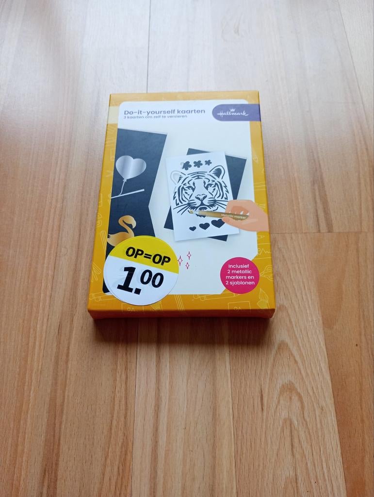 Hallmark Do-it-yourself kaarten - Tijger & Hartjes, Ophalen of Verzenden, Nieuw, Overige thema's