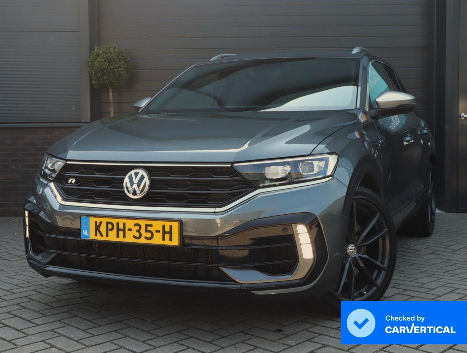 Volkswagen T-Roc 2.0 TSI 4Motion R | Pano | Beats | Dynamic, Stof, Gebruikt, Euro 6, 4 cilinders
