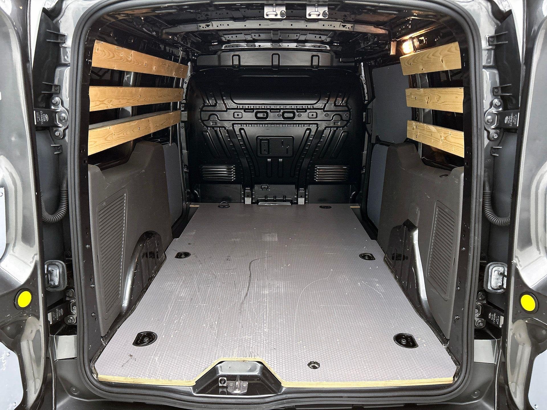 Ford Transit Connect 1.5 EcoBlue L2 Trend 3-zits Airco Navig, Voorwielaandrijving, 1390 kg, Stof, Gebruikt