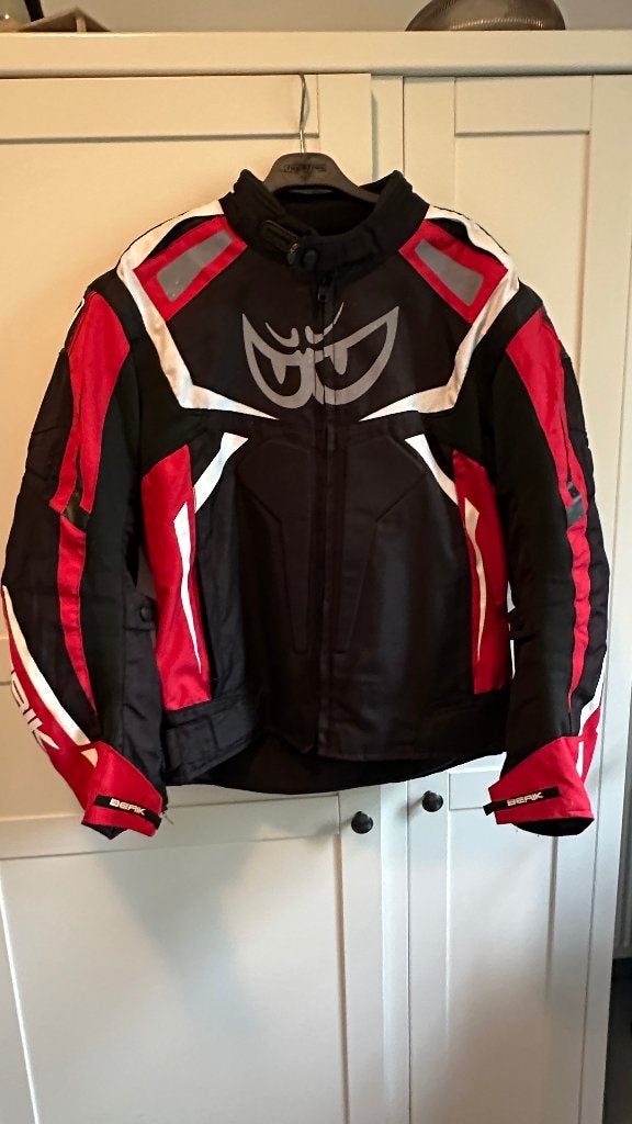 Berik Bad Eye Motorjas ( als nieuw ), Motoren, Kleding | Motorkleding, Jas | textiel, Dames, Ophalen of Verzenden, Berik