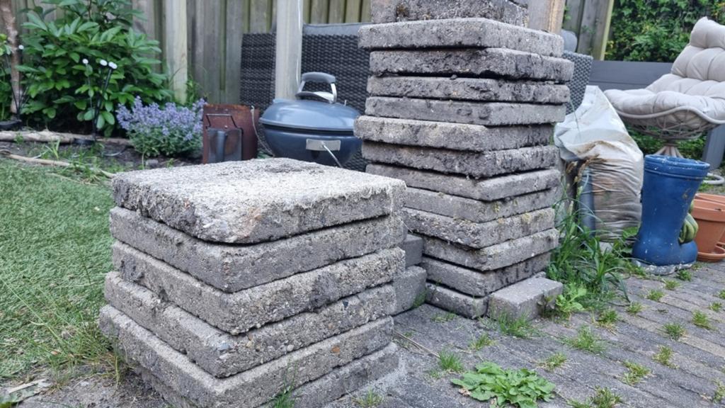 Gratis stoeptegels 30x30, Ophalen, Gebruikt, Beton, Terrastegels