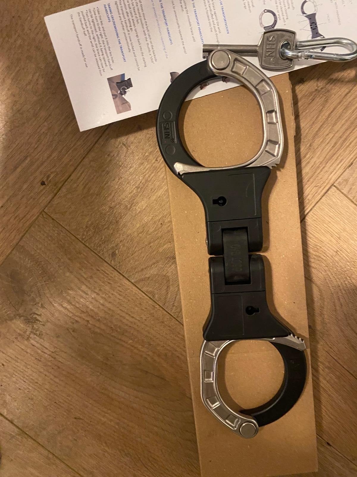 Handboeien overheidsinstanties met korte en lange sleutel, Ophalen of Verzenden, Overige soorten