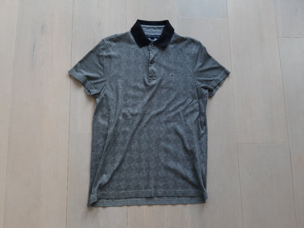 Tommy Hilfiger polo grijs met print maat XS, Kleding | Heren, Polo's, Tommy Hilfiger, Ophalen of Verzenden, Zo goed als nieuw