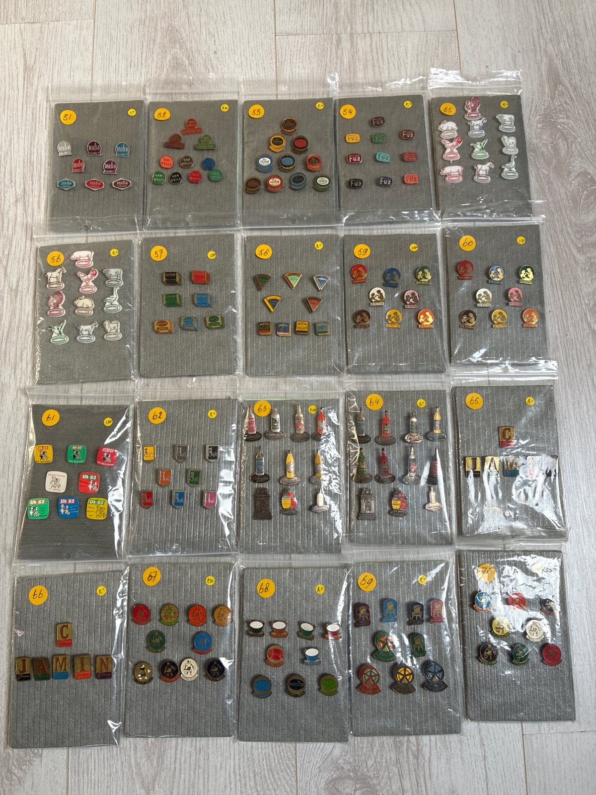 NIEUW: Koop een serie speldjes per kavel - Goedkoop!, Ophalen of Verzenden, Nieuw, Merk, Speldje of Pin
