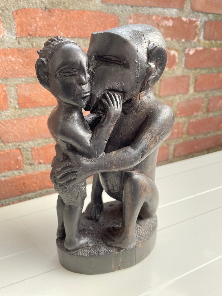Afrikaans beeld moeder en kind, Ophalen of Verzenden, Houtsnijwerk, Zwart