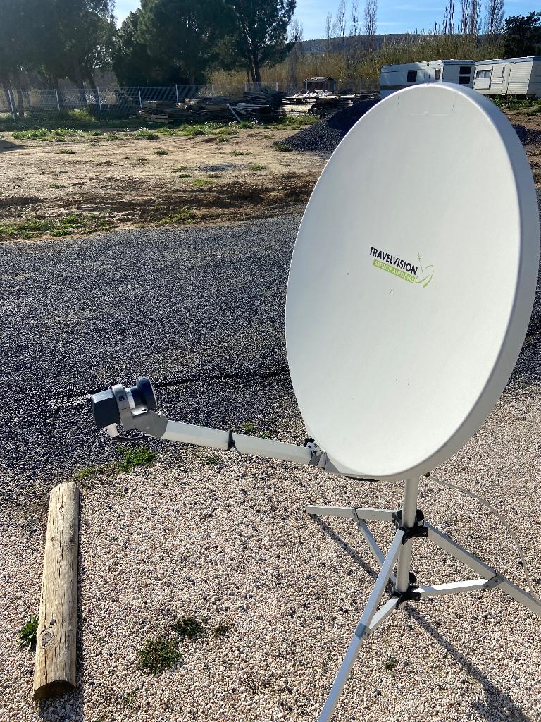 Travel vision Satelietschotel, Ophalen, Zo goed als nieuw, (Schotel)antenne, Overige merken