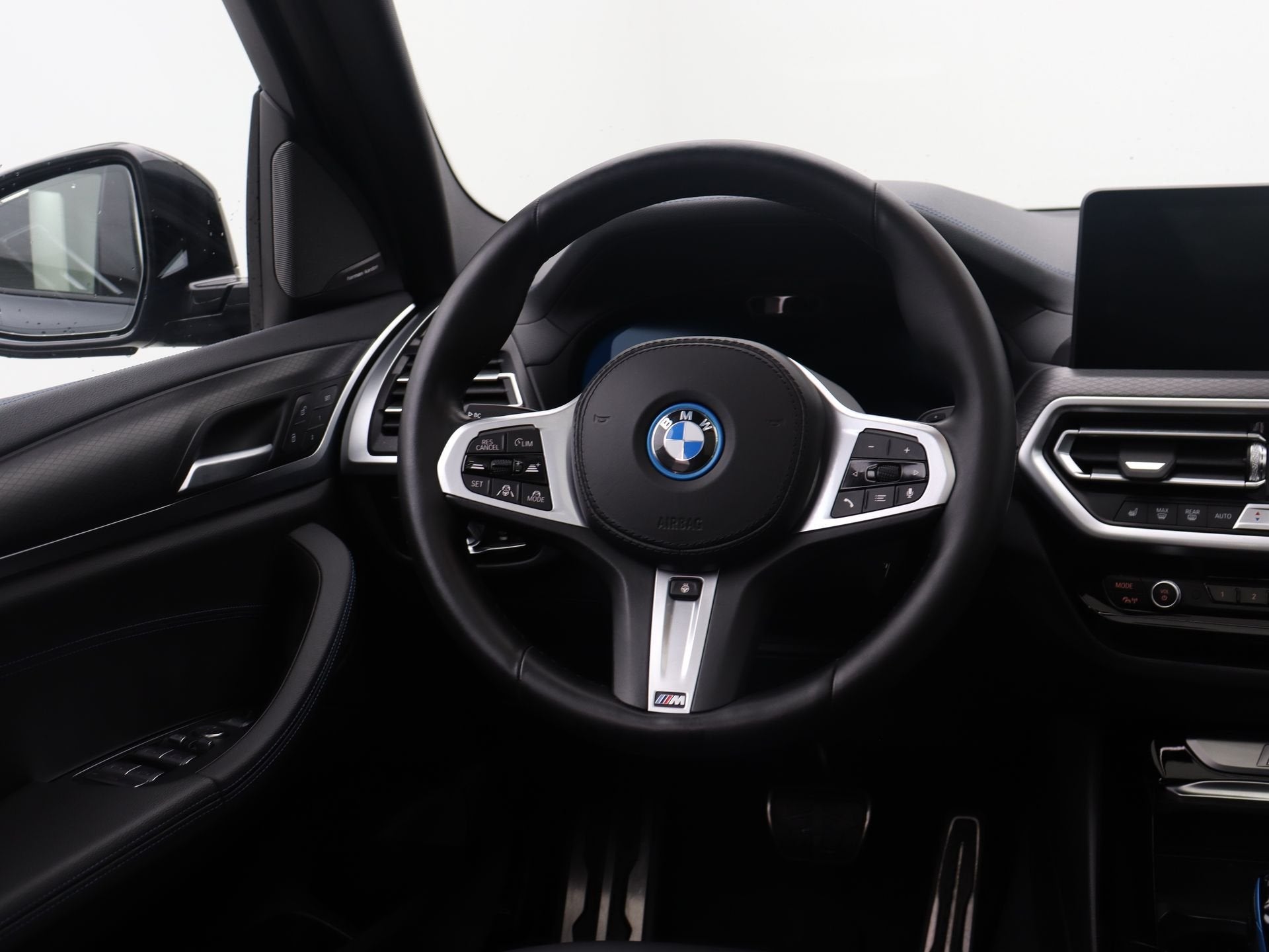 BMW iX3 High Executive 80 kWh (bj 2022, automaat), Auto's, Automaat, Achterwielaandrijving, Gebruikt, 750 kg