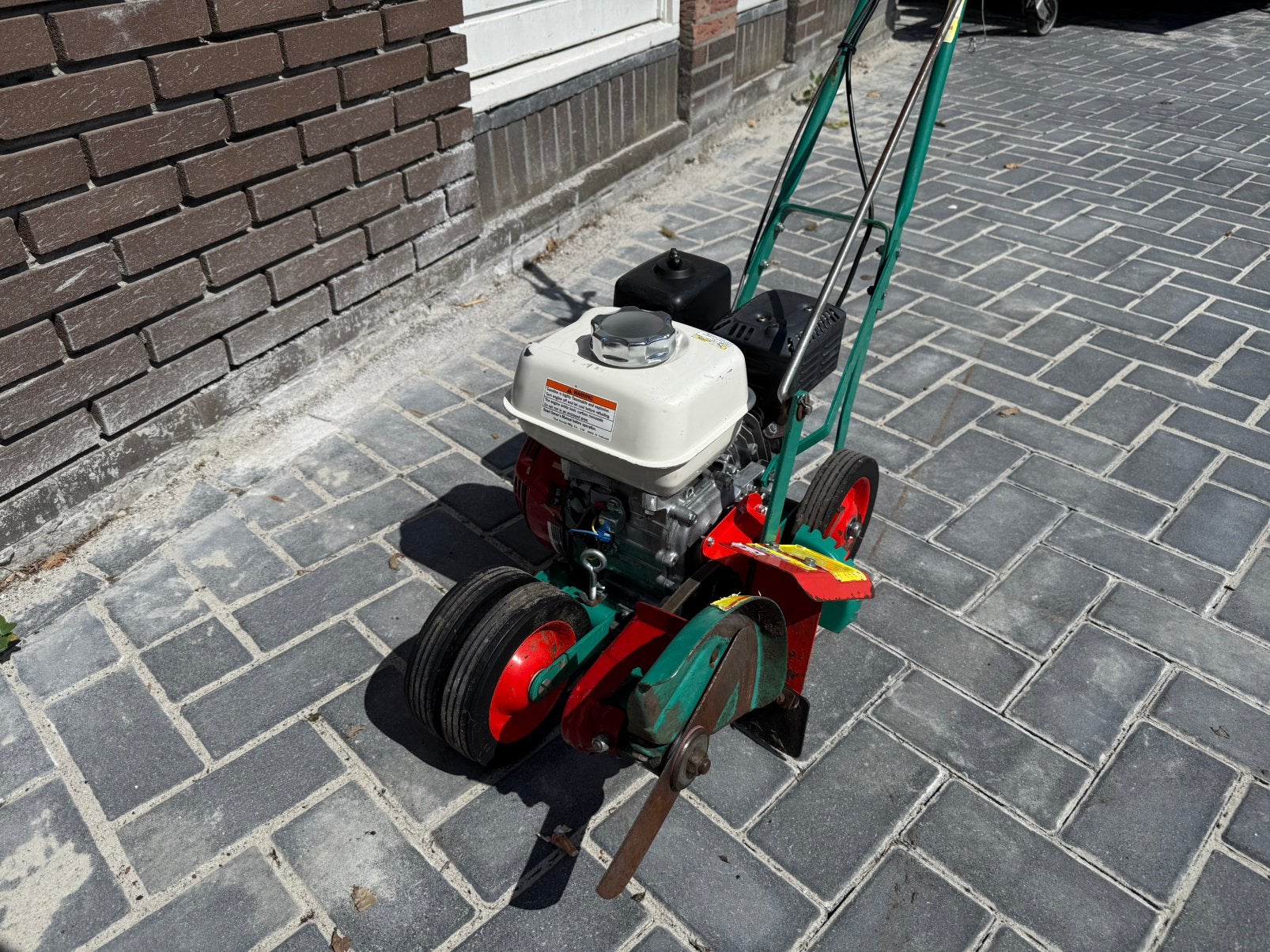 Powertrim 300 H kantensnijder, Tuin en Terras, Hand-tuingereedschap, Ophalen, Onkruidsteker, ., Zo goed als nieuw