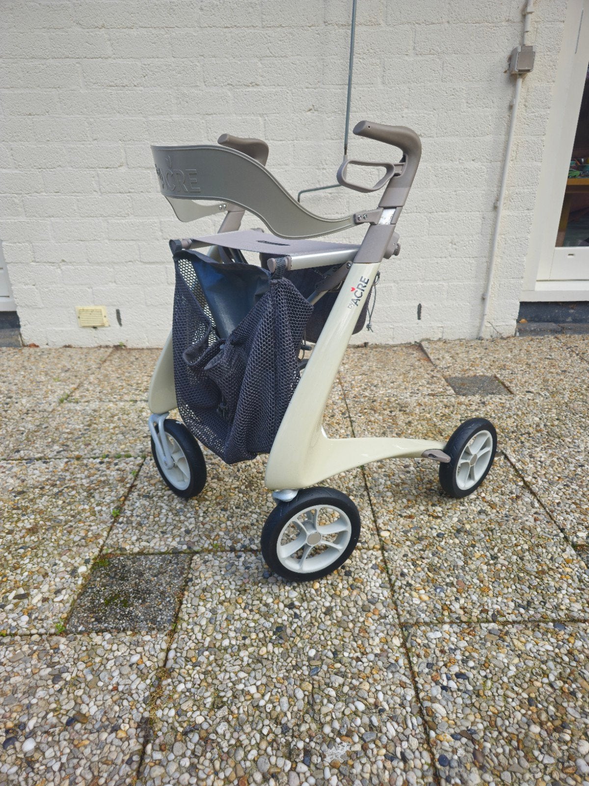 Rollator merk Acre, Carbon Ultralight, 40 cm, Ophalen, Lichtgewicht, Gebruikt