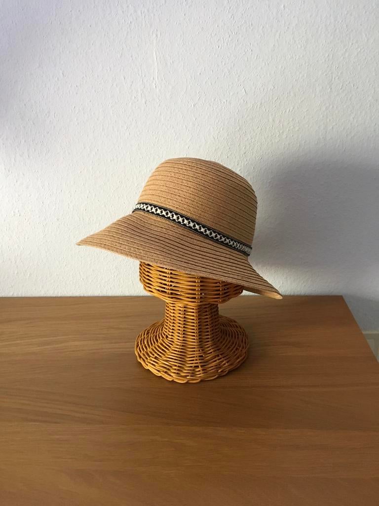 Mooie beige zomer hoed zomerhoed, Ophalen of Verzenden, Nieuw, One size fits all